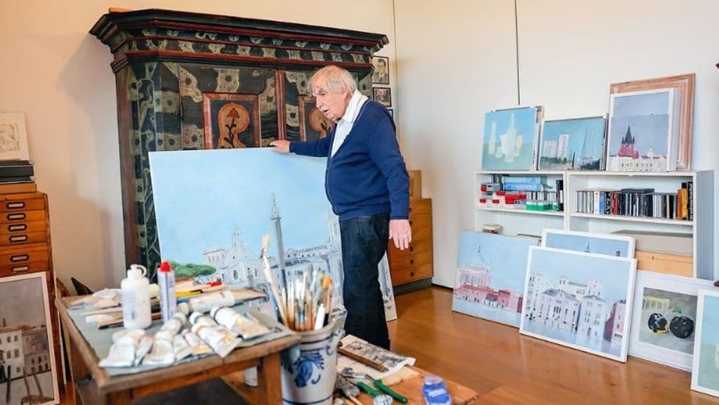 Nach dem Umzug: Helmut Brade in seinem neuen Atelier in Halle. Er hat sich wieder eingerichtet.&nbsp;