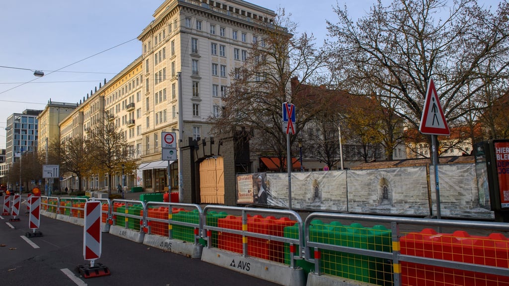 Der Magdeburger Weihnachtsmarkt soll stattfinden. (Archivbild)