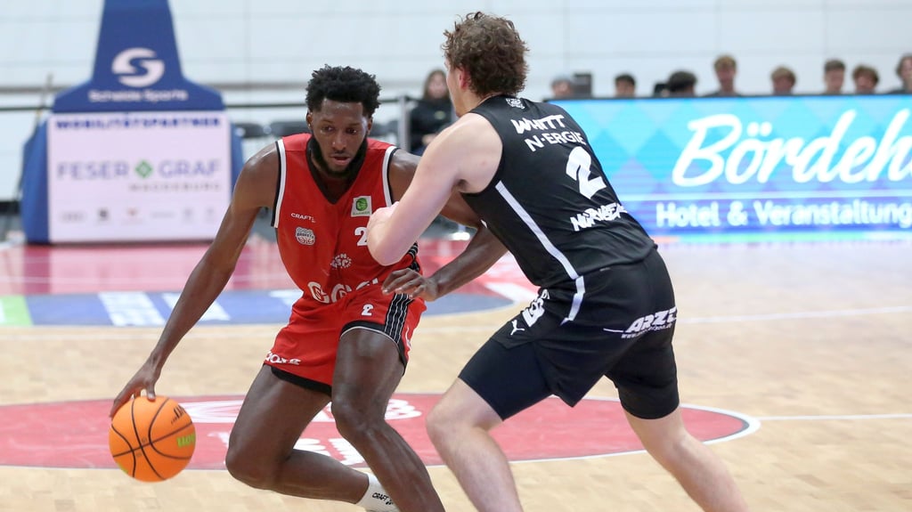 Die SBB Baskets um Travis Henson konnten sich gegen die Nürnberg Falcons am Freitagabend nicht durchsetzen.