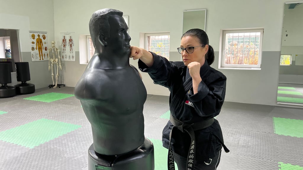 Peggy Bening leitet eine beliebte Kampfsportschule in Spickendorf. Ihr Weg dahin ist einzigartig.