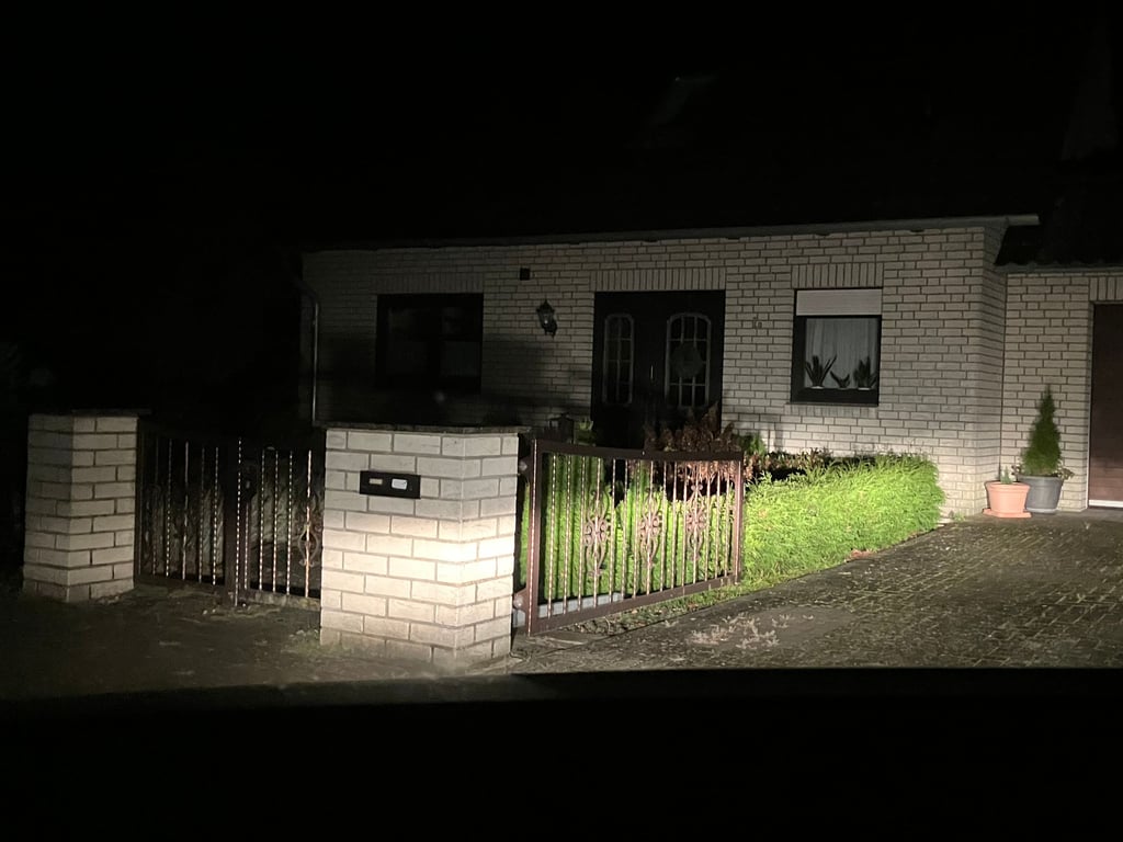 Dieses Wohnhaus ist Sitz einer Firma, die jetzt weltweit am Pranger steht.