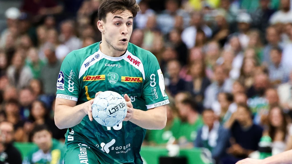 Matej Klima und die Bundesliga-Handballer des SC DHfK Leipzig kassierten im Kellerduell bei GWD Minden eine bittere Niederlage. (Archivbild)