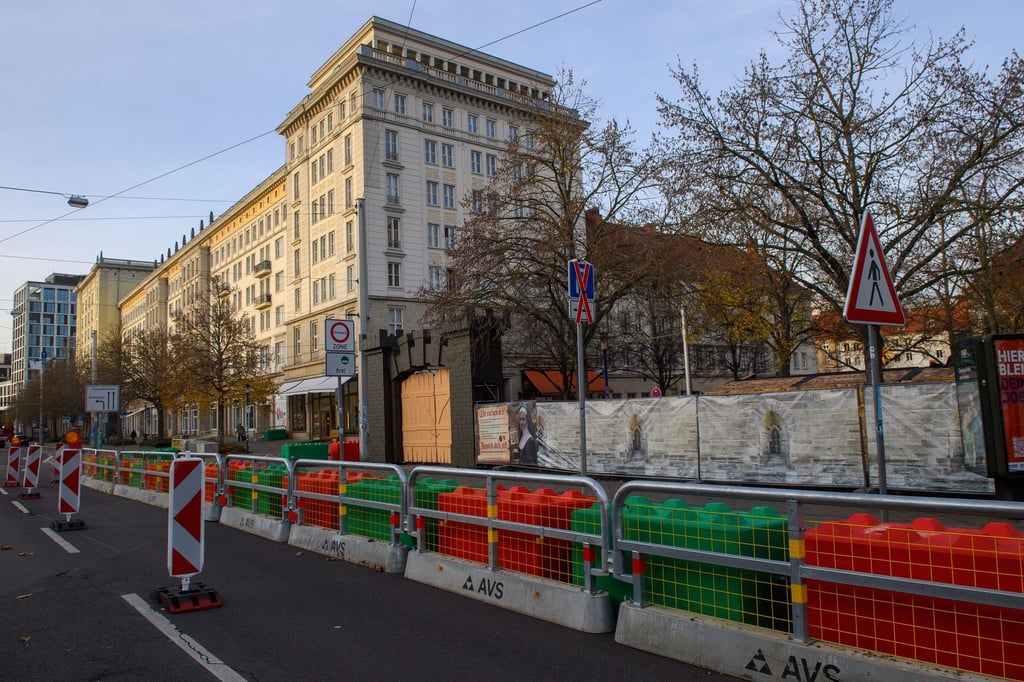 Der Magdeburger Weihnachtsmarkt soll stattfinden. (Archivbild)