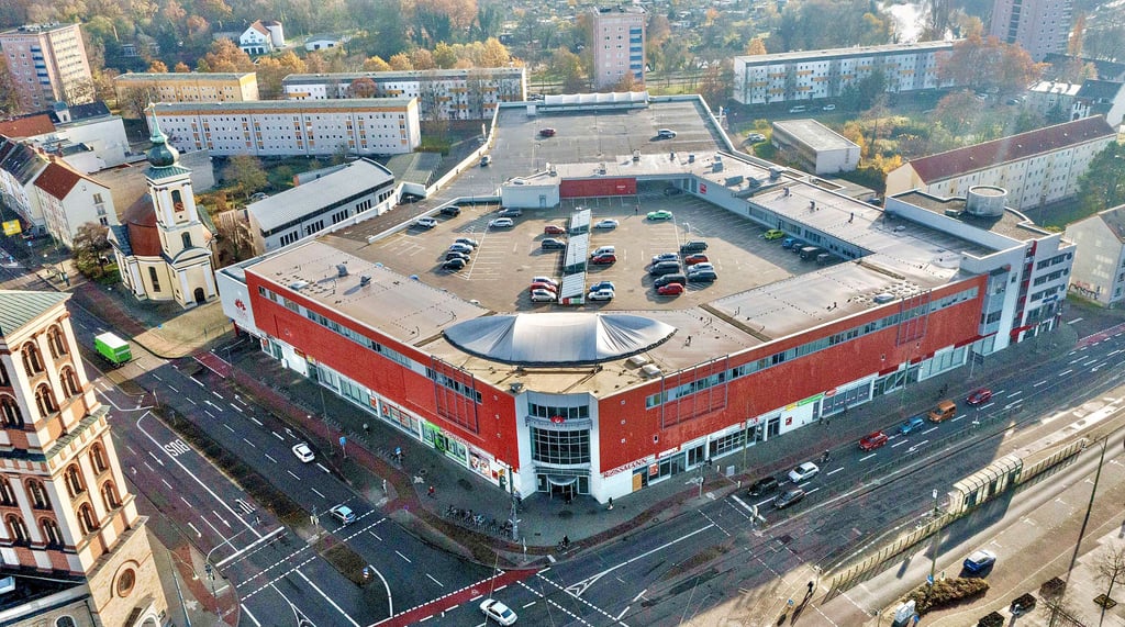 Man hätte es ahnen können: Zwei große Einkaufszentren sind für eine Stadt wie Dessau-Roßlau zu viel.