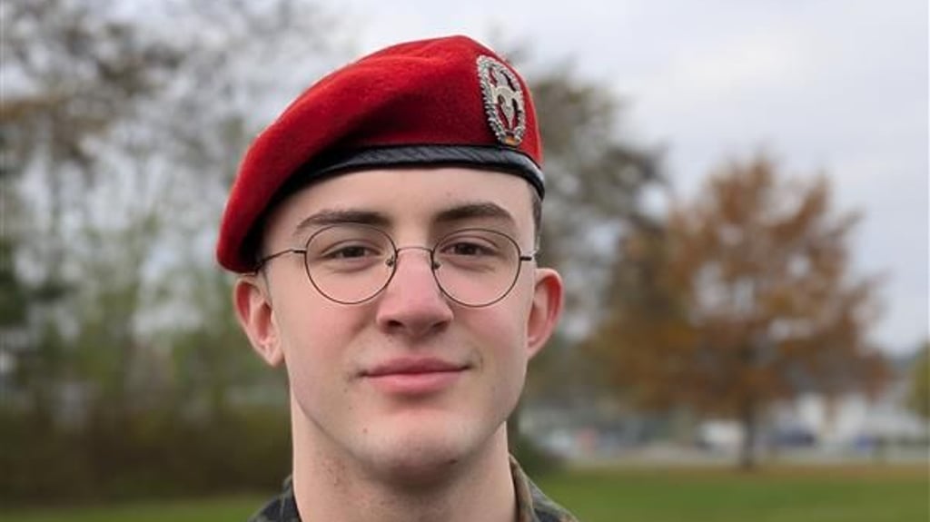 Rekruten bei der Schießausbildung im Rahmen eines Medientages zur Basisausbildung bei der Bundeswehr. Politiker von Union und SPD haben sich für den neuen Wehrdienst auf eine flächendeckende Musterung geeinigt. Warum er sich für den Dienst entschied, berichtet ein junger Hauptgefreiter des GÜZ Heer.