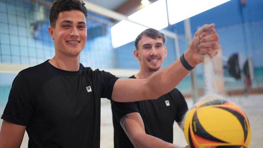 Erwischten guten Start in die WM: Sven Winter (l) und Lukas Pfretzschner. (Archivfoto)