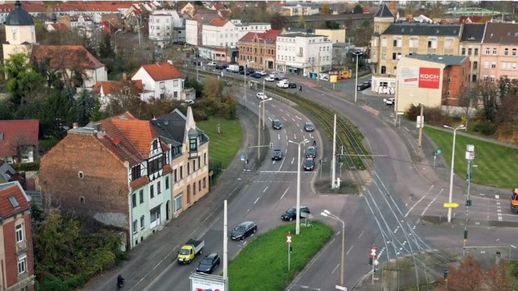 Blick auf den Stadteingang in Ammendorf. Der Süden von Halle gilt häufig als „abgehängter Stadtteil“.