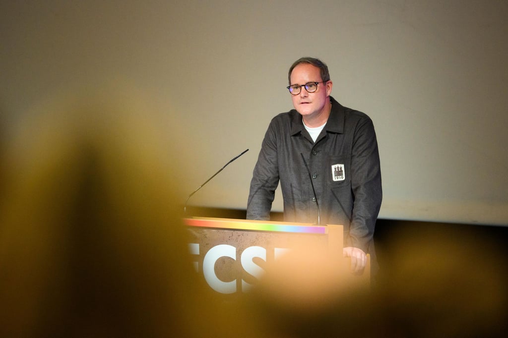 St. Paulis Präsident Oke Göttlich plant die Erweiterung des Stadions.