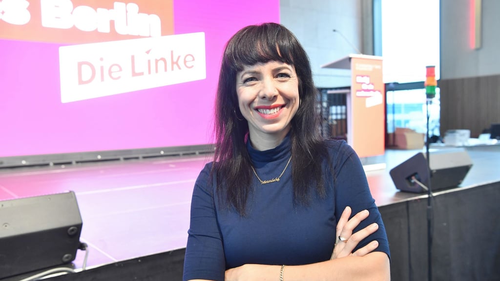 Beim Parteitag wurde Spitzenkandidatin Elif Eralp per Akklamation gekürt.