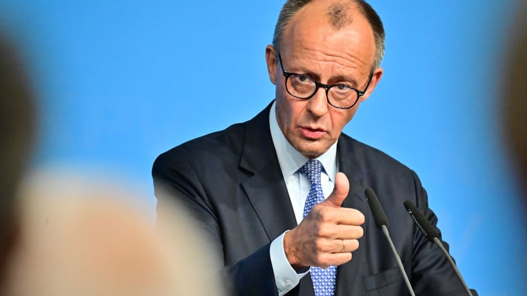 Kanzler Merz hat sich in der Debatte um die Rente geäußert. (Archivbild)