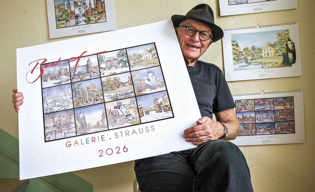 Grafiker Peter Strauß bringt zum letzten Mal einen Jahreskalender mit künstlerischen Darstellungen der Stadt heraus.