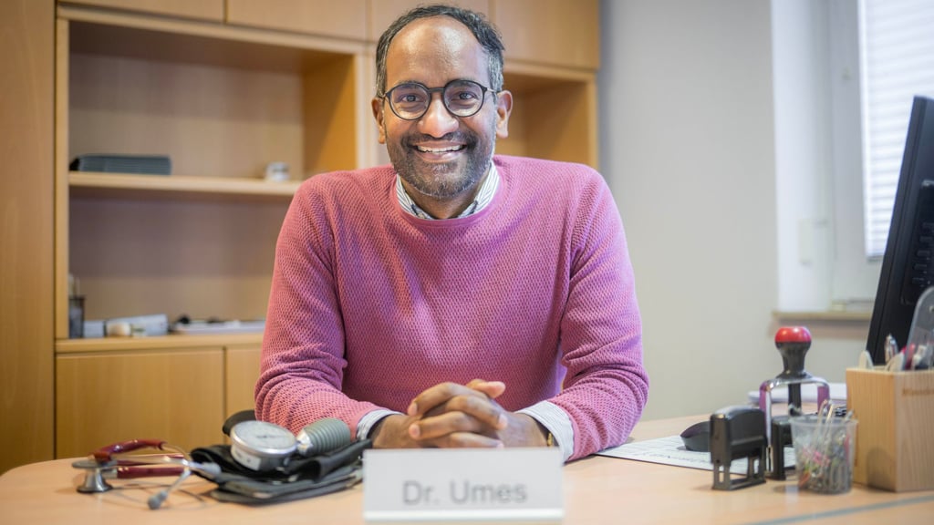 Von seinen Patienten lässt sich Umes Arunagirinathan einfach Dr. Umes nennen.