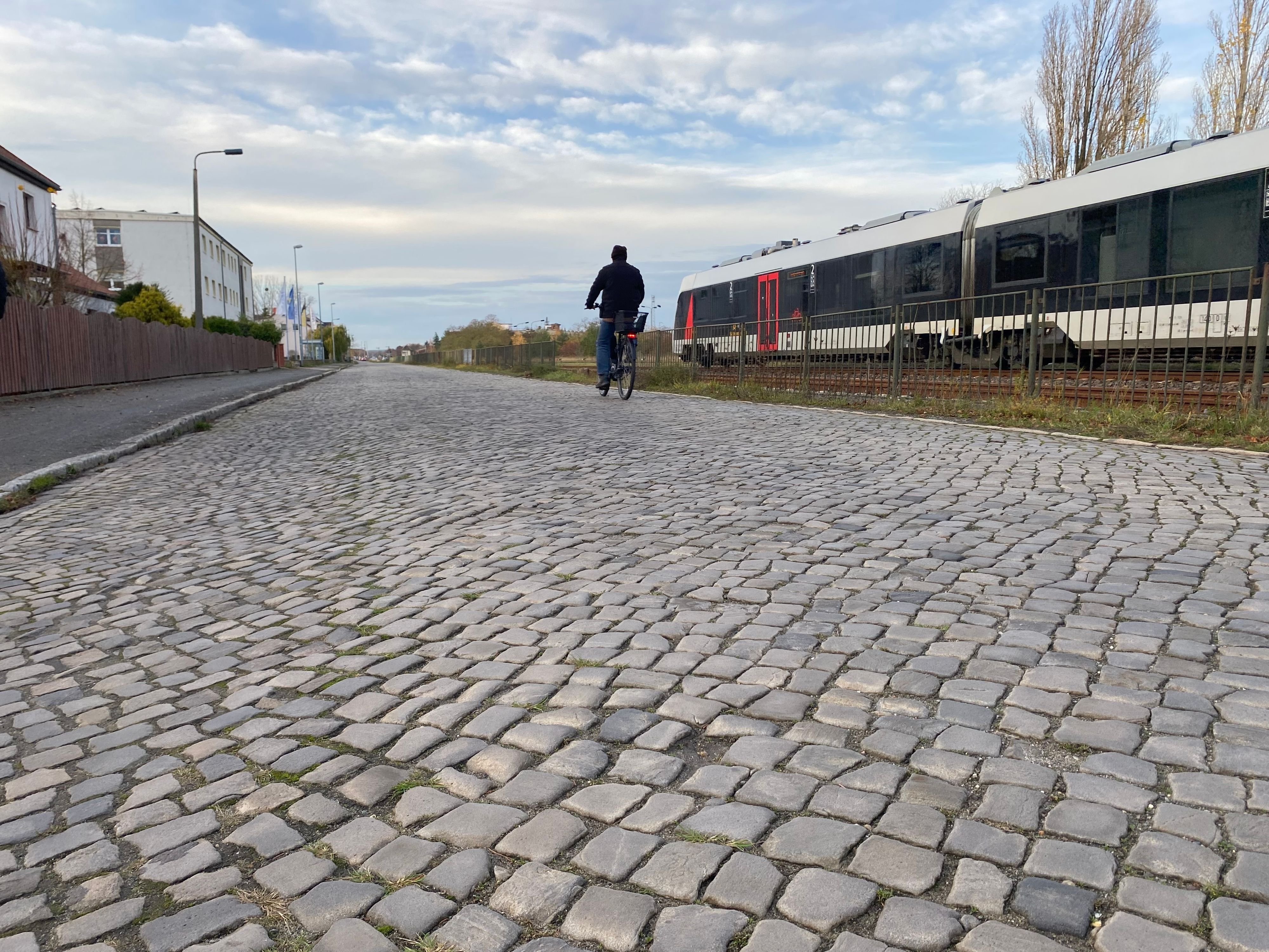 Diskussion im Bauausschuss: CDU-Fraktion fordert Durchfahrtsverbot für Lkw in der Töberheide