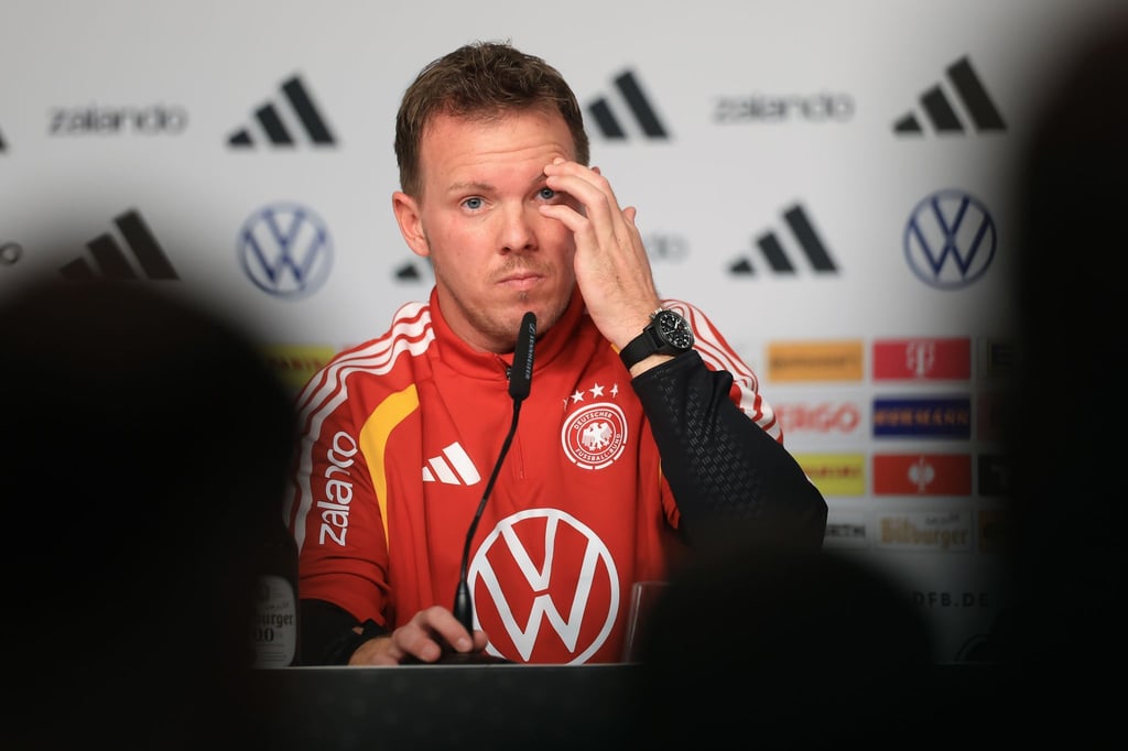 Julian Nagelsmann spricht bei der Pressekonferenz vor dem Slowakei-Spiel.