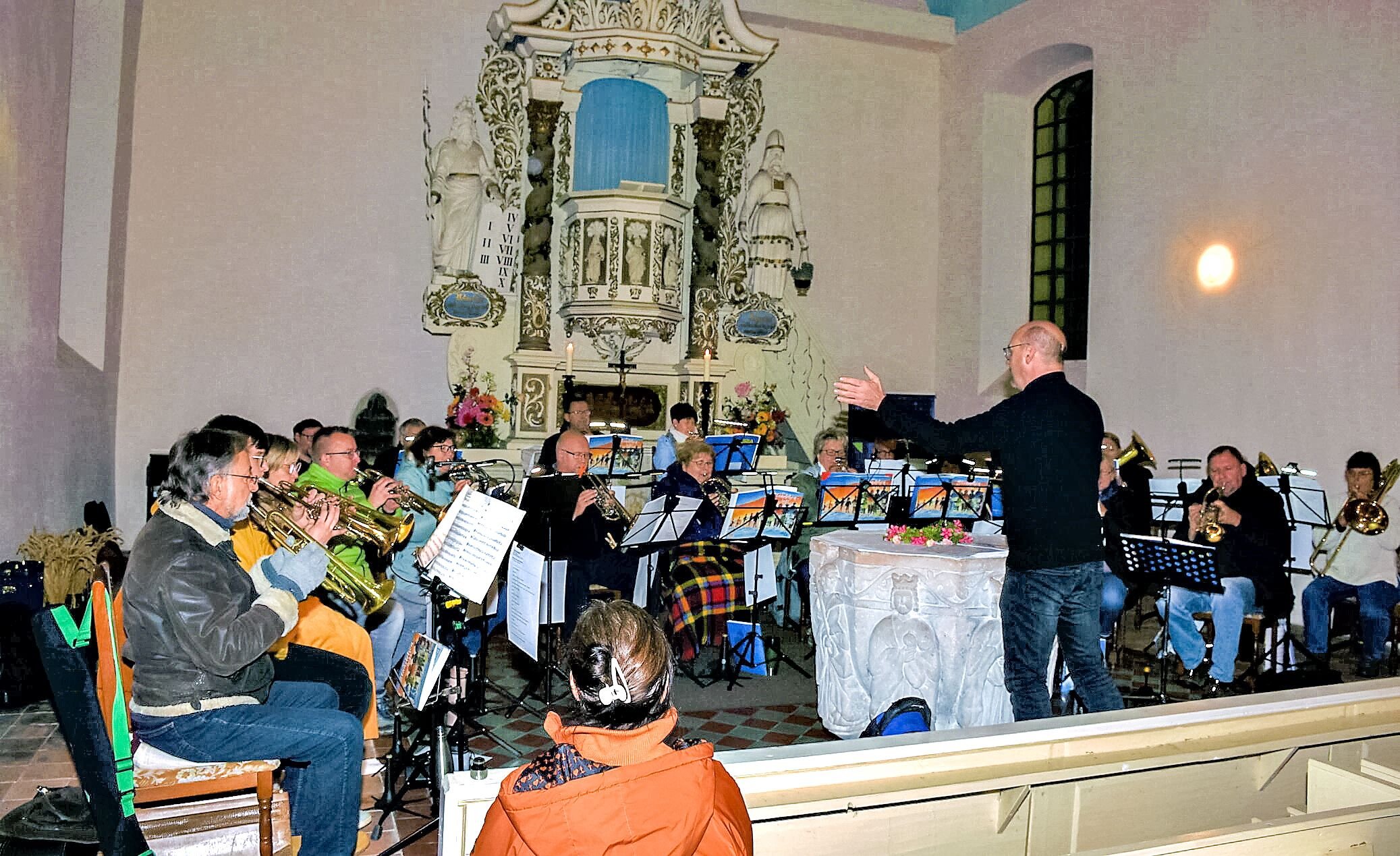 Kirche und Kultur: Gelungene Mischung mit Abendmusik in Borne