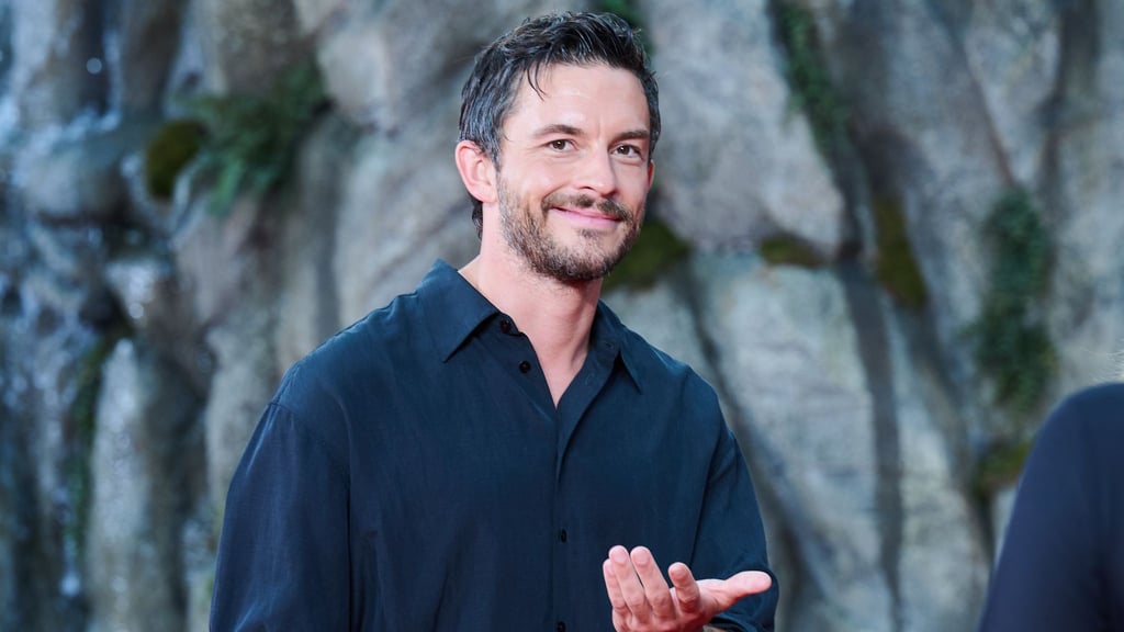 Hollywoodstar Jonathan Bailey hat über die Einschränkungen und Probleme gesprochen, die er in der Schule als schwuler Teenager hatte. (Archivbild)