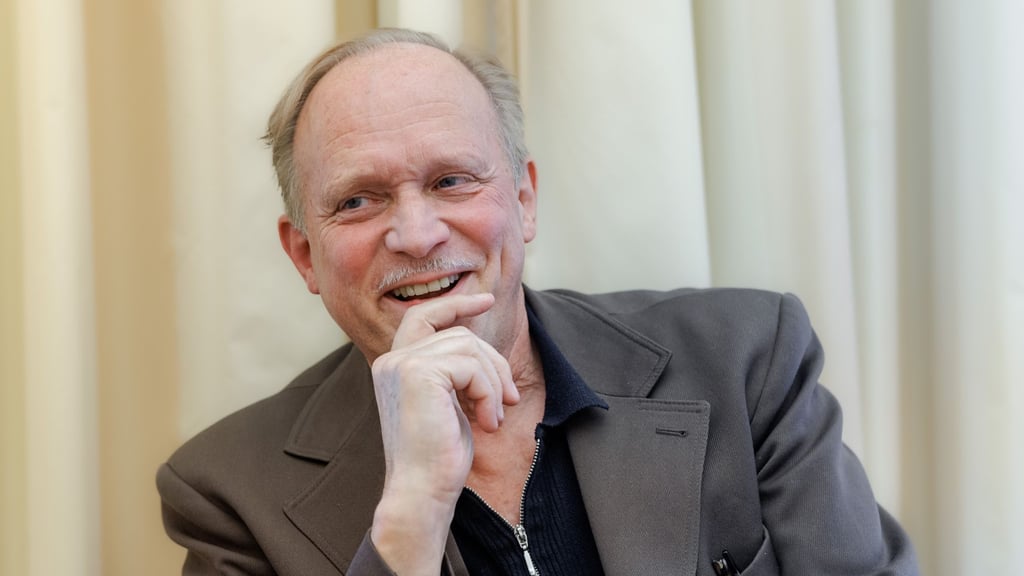 Mag es lieber analog: Schauspieler Ulrich Tukur. (Archivbild)