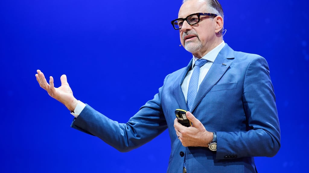 Für Esa-Chef Josef Aschbacher stehen Budget-Verhaltungen an. (Archivbild)