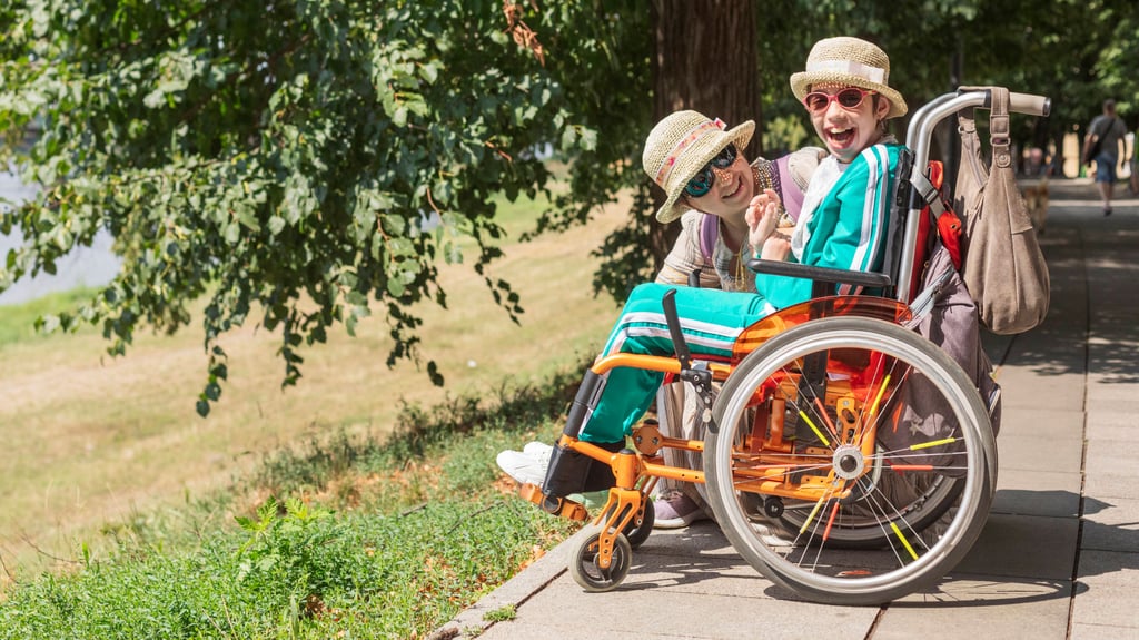 Öfter als man denkt, brauchen Kinder die Pflege ihrer Eltern. Zwei Frauen aus Halberstadt wollen dabei nun unterstützen. 