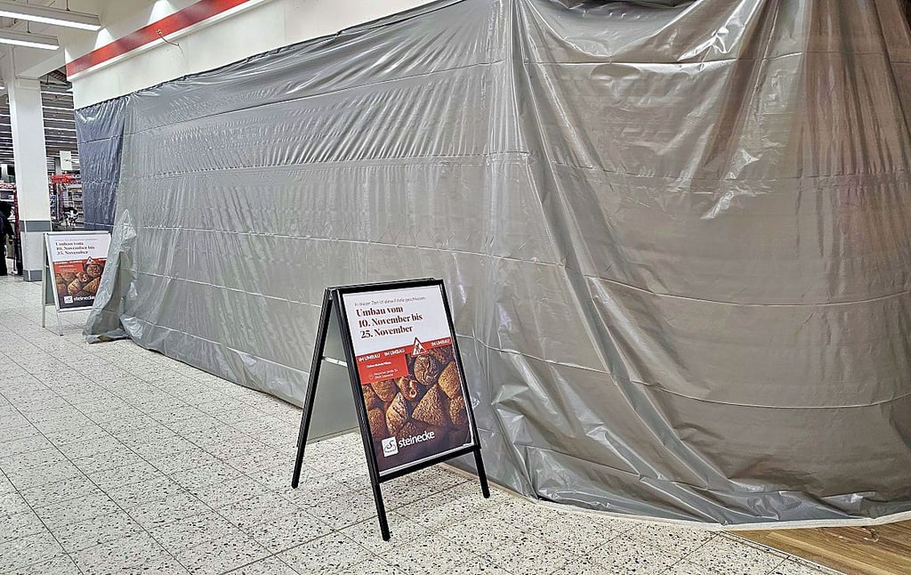 Die Filiale im Kaufland ist abgehangen und wird modernisiert. 