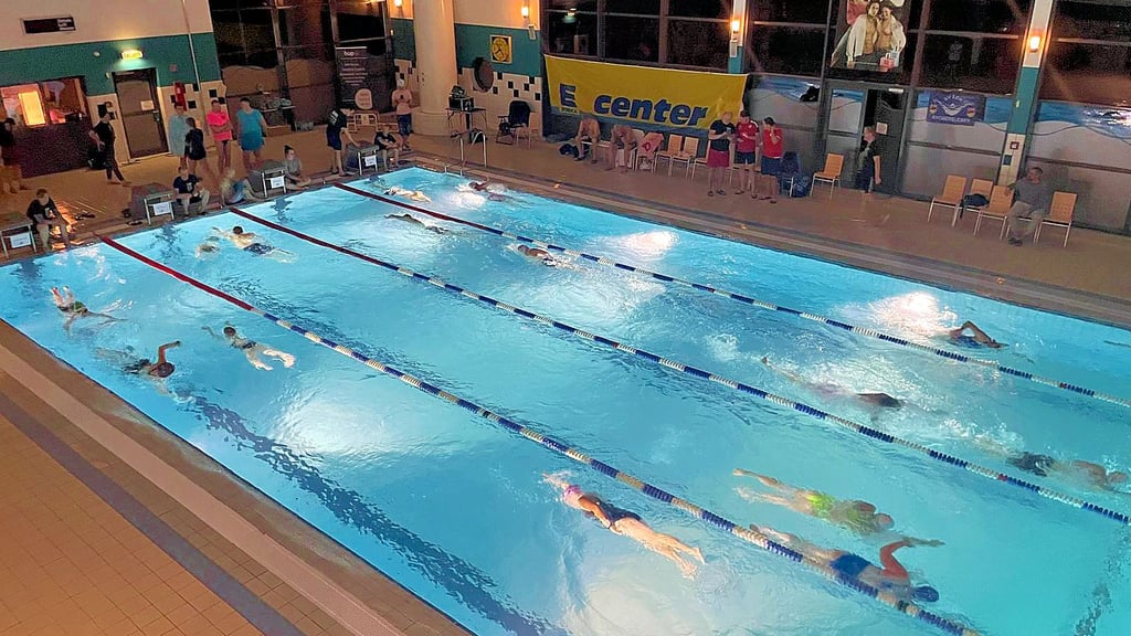 96 Sportler haben am Wochenende am 24-Stunden-Schimmen des SV Lok Aschersleben und des Vereins Aktiv Leben teilgenommen.