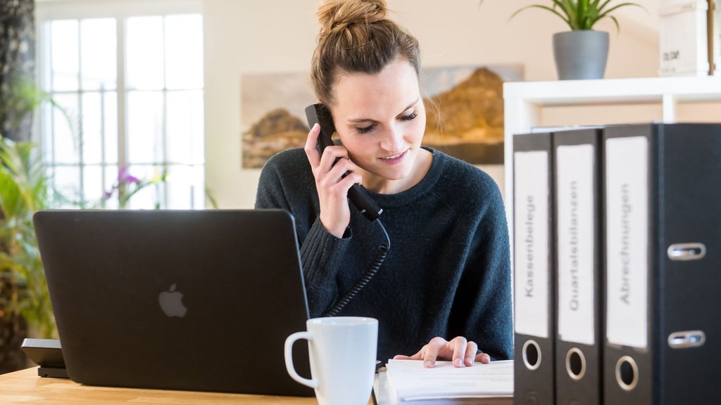 Verluste mit Kapitalanlagen gemacht? Am Ende des Jahres können diese dazu beitragen, weniger Kapitalertragsteuer zu zahlen - sofern in einem anderen Depot gleichzeitig Gewinne erwirtschaftet wurden.