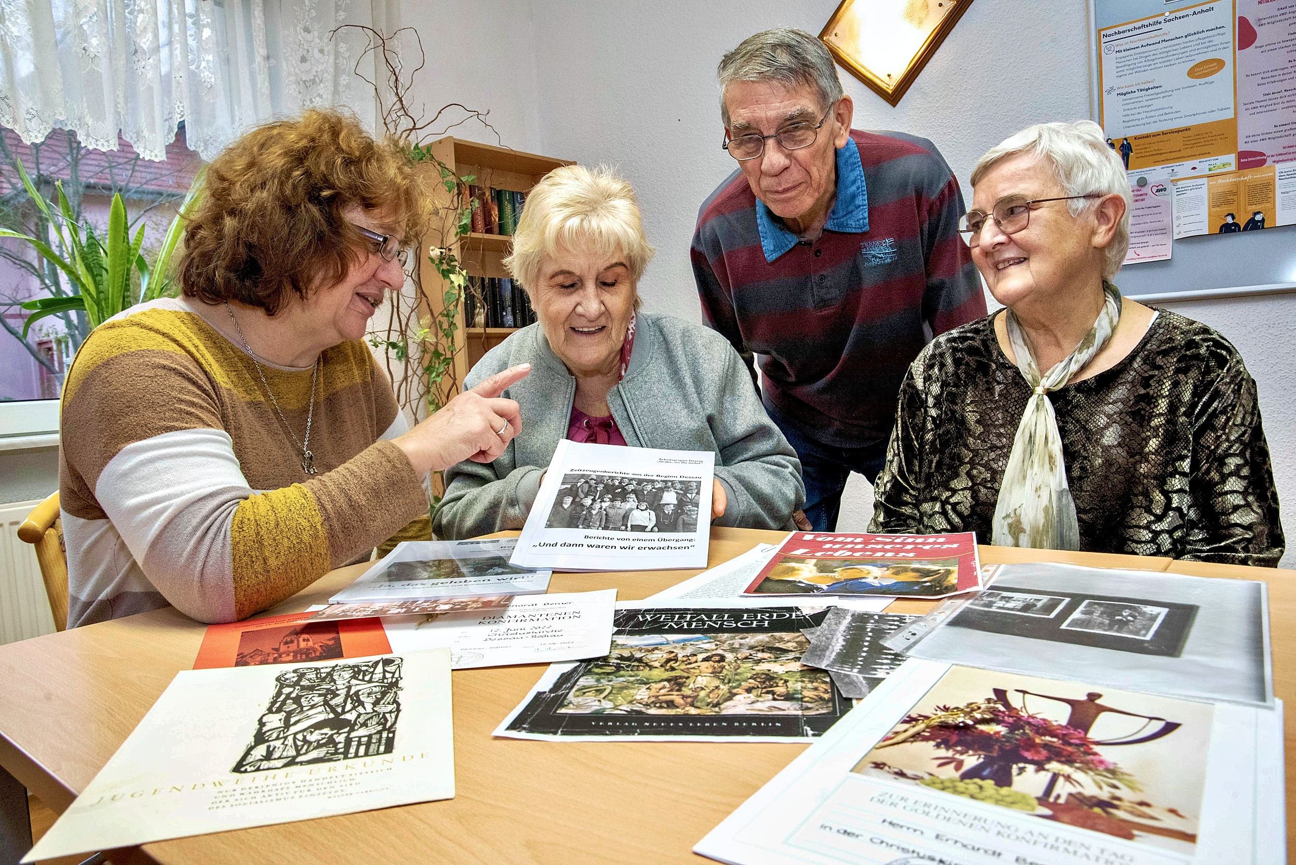 Besondere Broschüre erschienen: „Und dann waren wir erwachsen“: Wie sich Dessauer an Jugendweihe und Konfirmation in der DDR erinnern