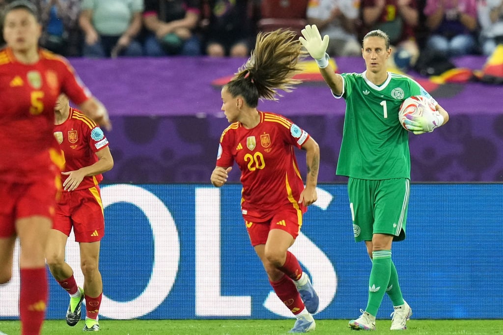 Wie im EM-Halbfinale dürfte Ann-Katrin Berger wieder das deutsche Tor gegen Spanien hüten.