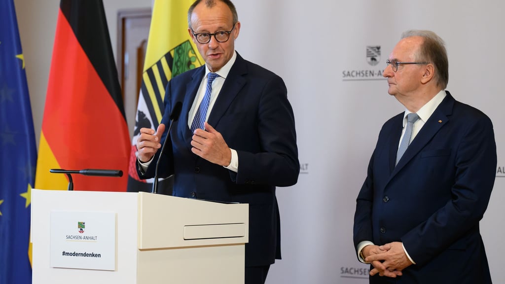 Bundeskanzler Friedrich Merz will das Stattfinden von Weihnachtsmärkten im Land einfacher und gleichzeitig sicher machen.