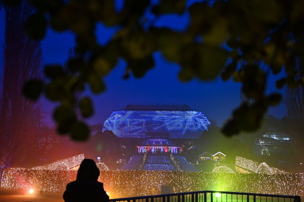 Zum neunten Mal wird die Anlage im Stadtteil Dahlem für den „Christmas Garden“ weihnachtlich beleuchtet. (Archivbild)