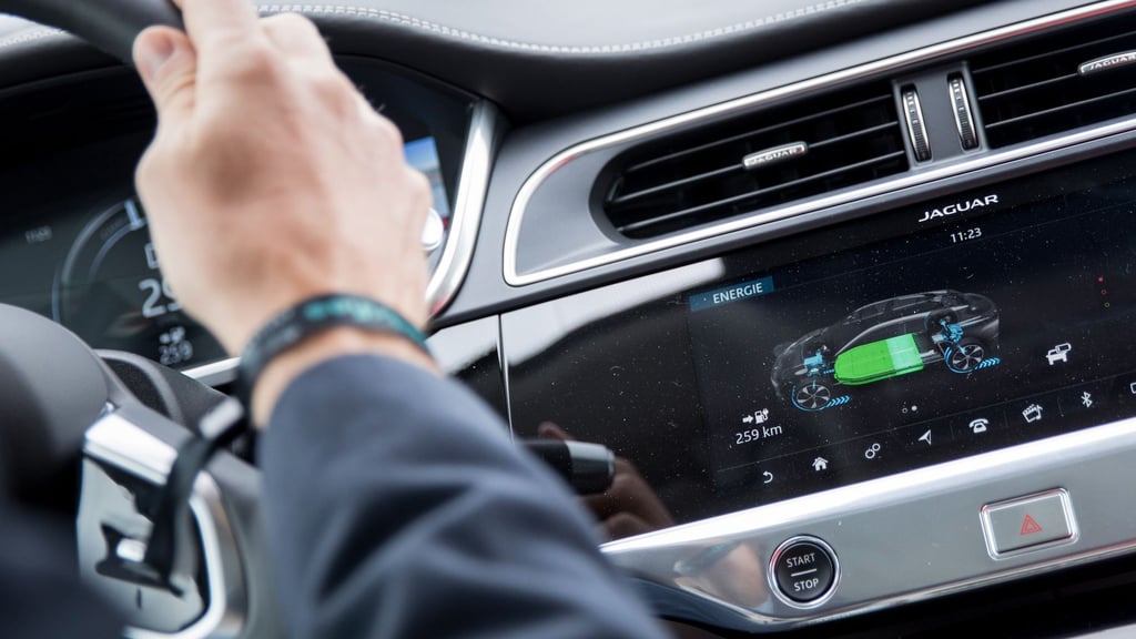 Auf die lange Sicht: Je fitter der Antriebsakku im E-Auto ist, desto länger die mögliche Reichweite.