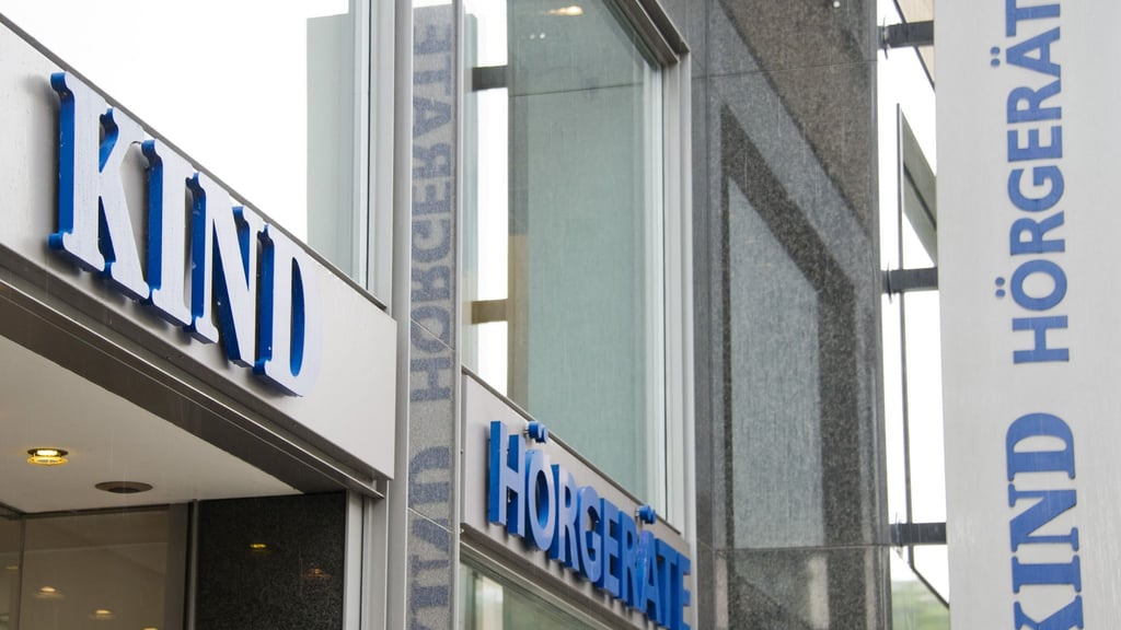 Die dänische Demant-Gruppe darf die Hörgerätekette Kind übernehmen. Dies hat das Bundeskartellamt erlaubt. Mit dann fast 1.000 Filialen ist Demant dann Marktführer in Deutschland. (Archivbild)