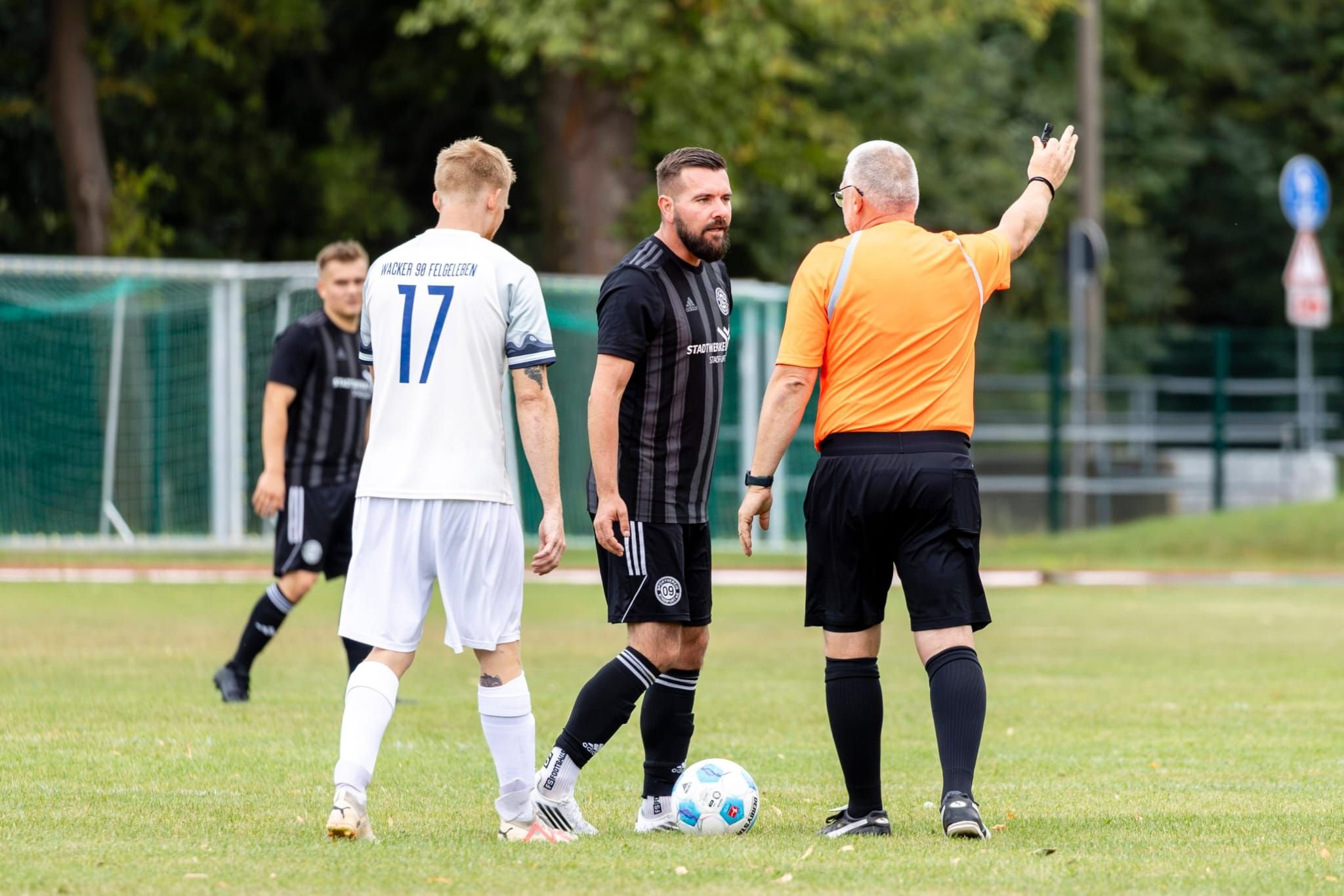 Spielabsagen Im Salzlandkreis: Sonntagsspielverbot sorgt für Chaos im Kreisfußball