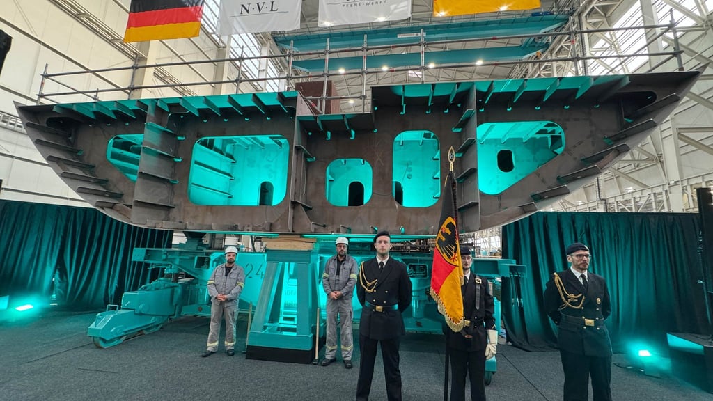 Auf der Peene-Werft in Wolgast ist die Kiellegung für neues Flottendienstboot erfolgt.