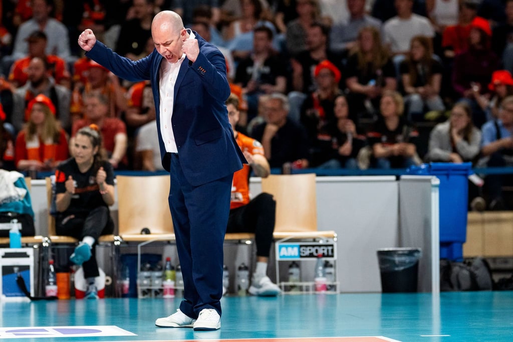 Volleys-Trainer Joel Banks.