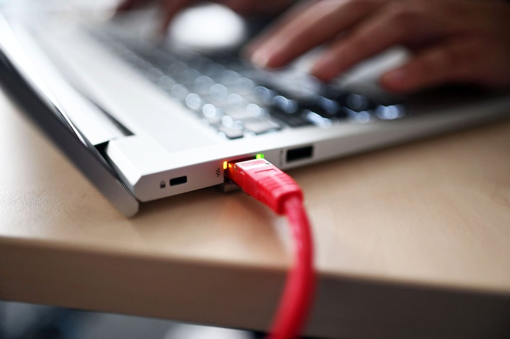 Die Polizei warnt immer wieder vor Betrugsmaschen und unseriösen Finanzplattformen im Internet. (Symbolbild)