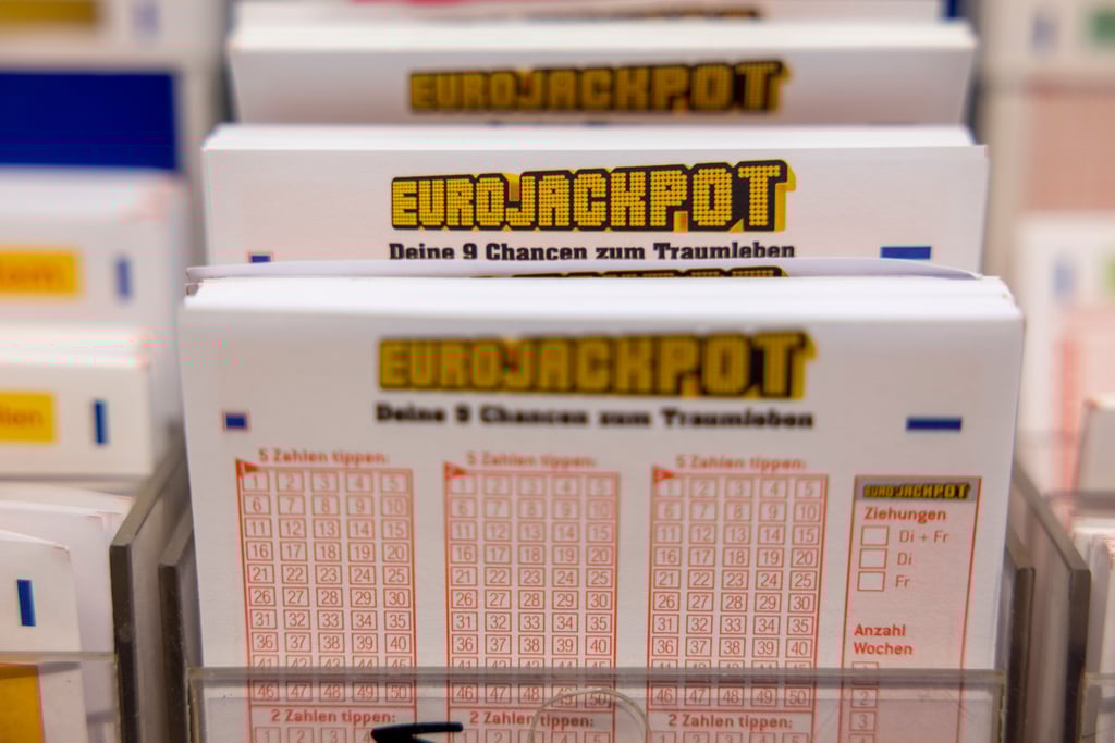 Im Landkreis Wittenberg hat ein Lotto-Spieler beim Eurojackpot im April 2024 mehr als 250.000 Euro gewonnen. Bis jetzt hat er die Summe nicht abgeholt. Ist der Tippschein verloren gegangen?