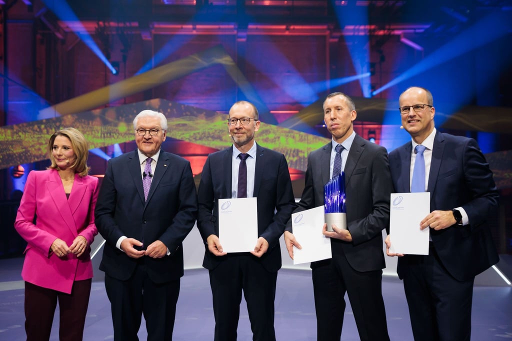 Der Deutsche Zukunftspreis ging in diesem Jahr an das Team „Kraftpaket fürs Klima - Fernverkehr-Lkw mit Wasserstoff elektrisch betreiben.
