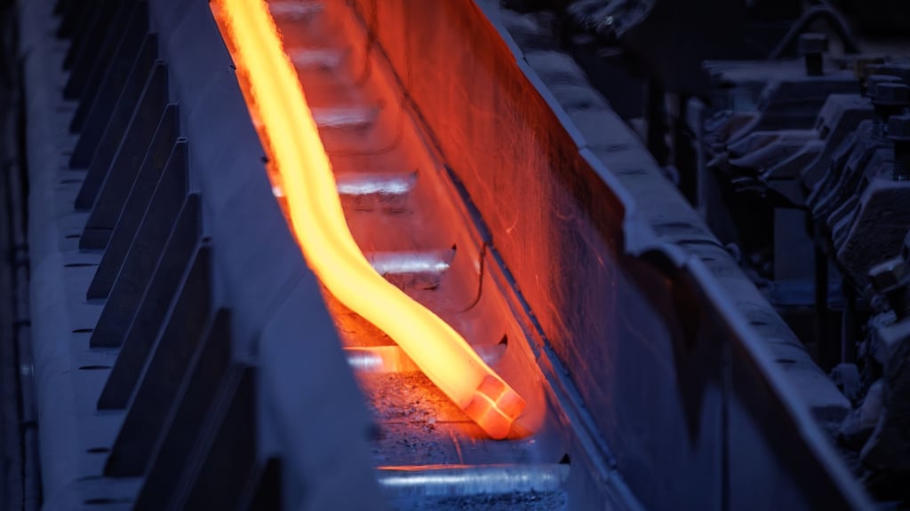 Mehr als 20 Millionen Euro hat der Stahlhersteller Georgsmarienhütte in eine neue Walzanlage investiert.