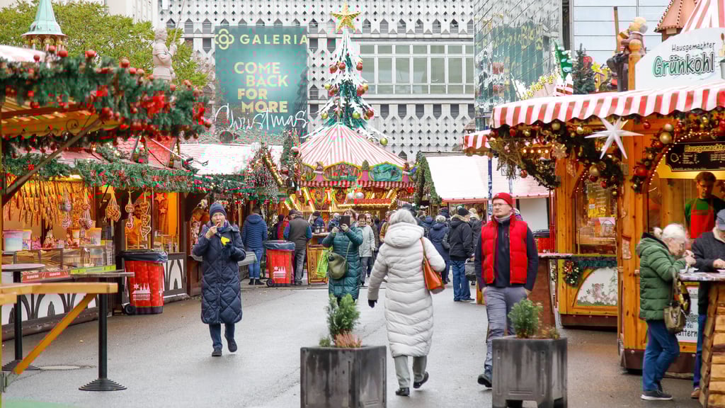 Der Magdeburger Weihnachtsmarkt ist eröffnet.
