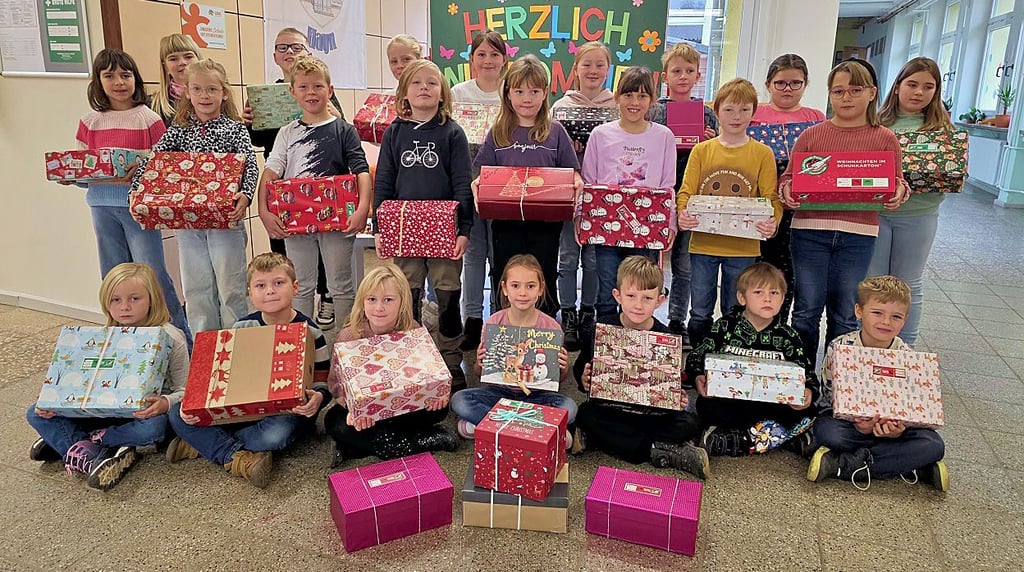 Die Hayner Grundschüler haben Weihnachtspäckchen gepackt.