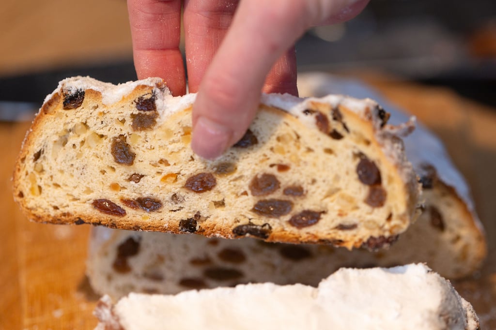 Der Stollen gehört in Sachsen-Anhalt zur Weihnachtszeit dazu.
