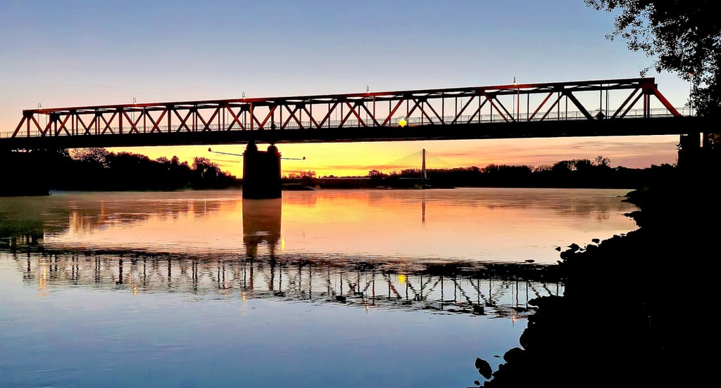 Eigentlich sollte im Herbst ein Gutachten zur Schönebecker Thälmann-Brücke vorgelegt werden. Doch dieses kommt nun erst mehrere Monate später.  