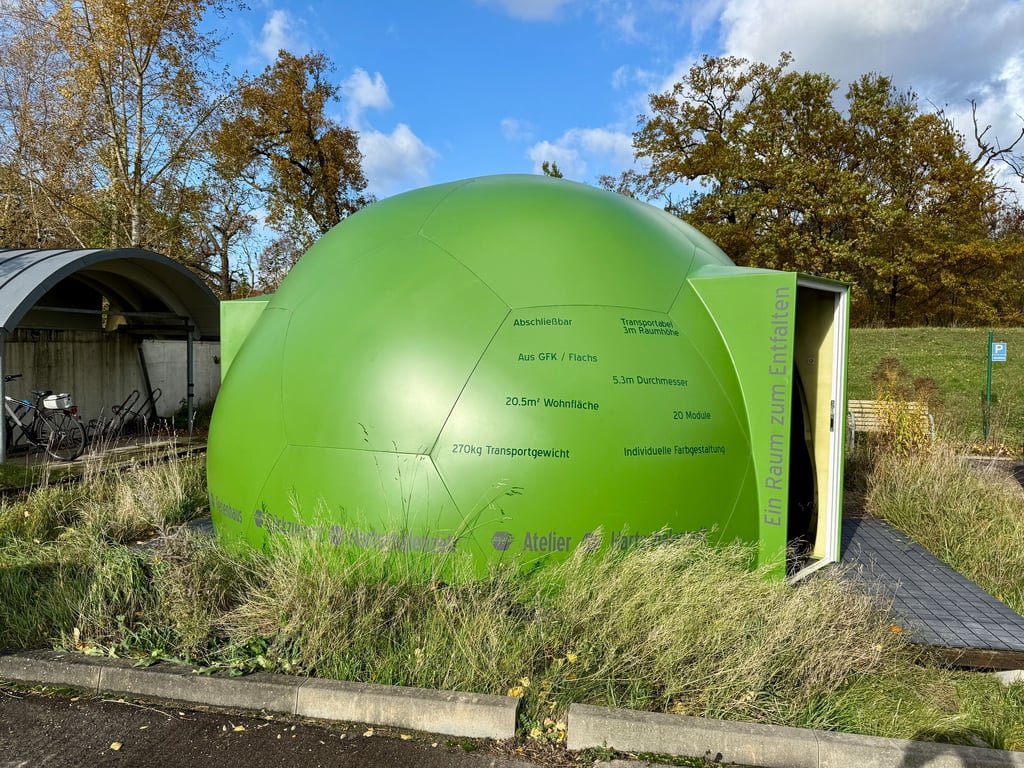 Diese Hartschalenzelte werden bei der Firma FVK in Dessau hergestellt. 