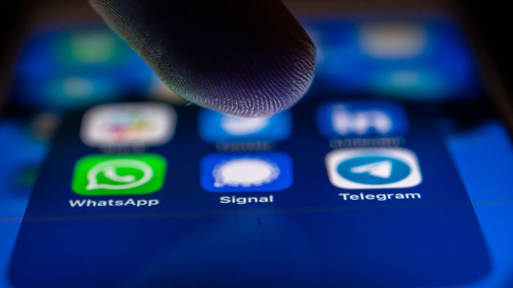 Signal ermöglicht jetzt Umfragen direkt im Gruppenchat: Entscheidungen lassen sich unkompliziert gemeinsam treffen.