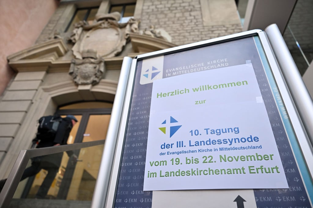 Weniger Kirchensteuer und sinkende Mitgliederzahlen: Die EKM sieht sich vor großen Veränderungen. (Archivbild)