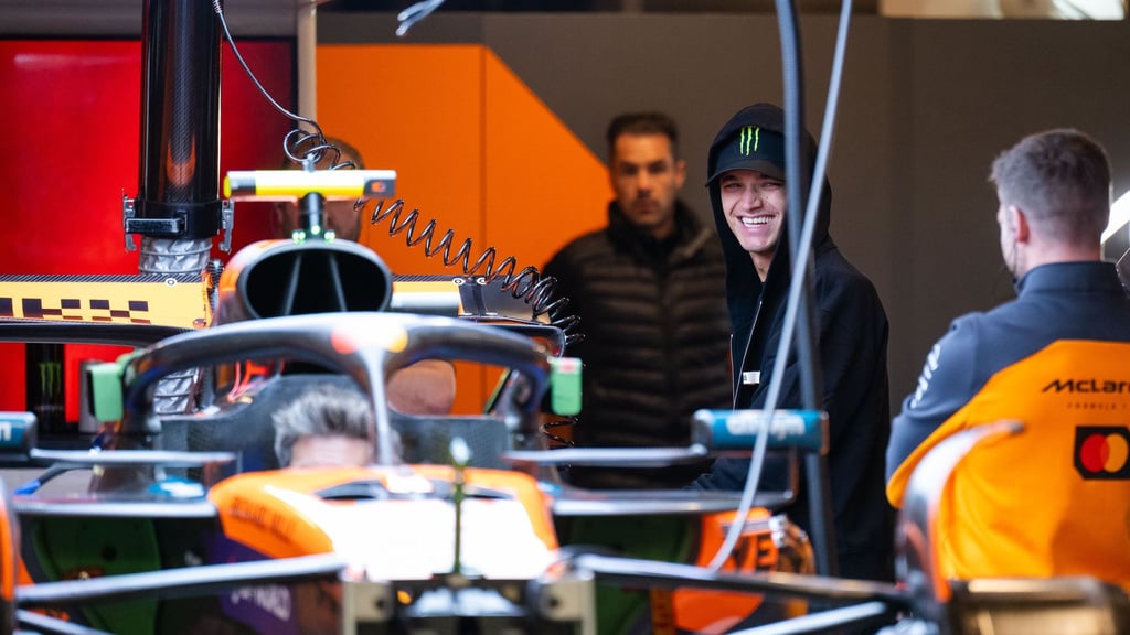 Freundlich, offen und ohne die Gnadenlosigkeit vieler Konkurrenten: Norris (Mitte) ist anders als viele Formel-1-Piloten.