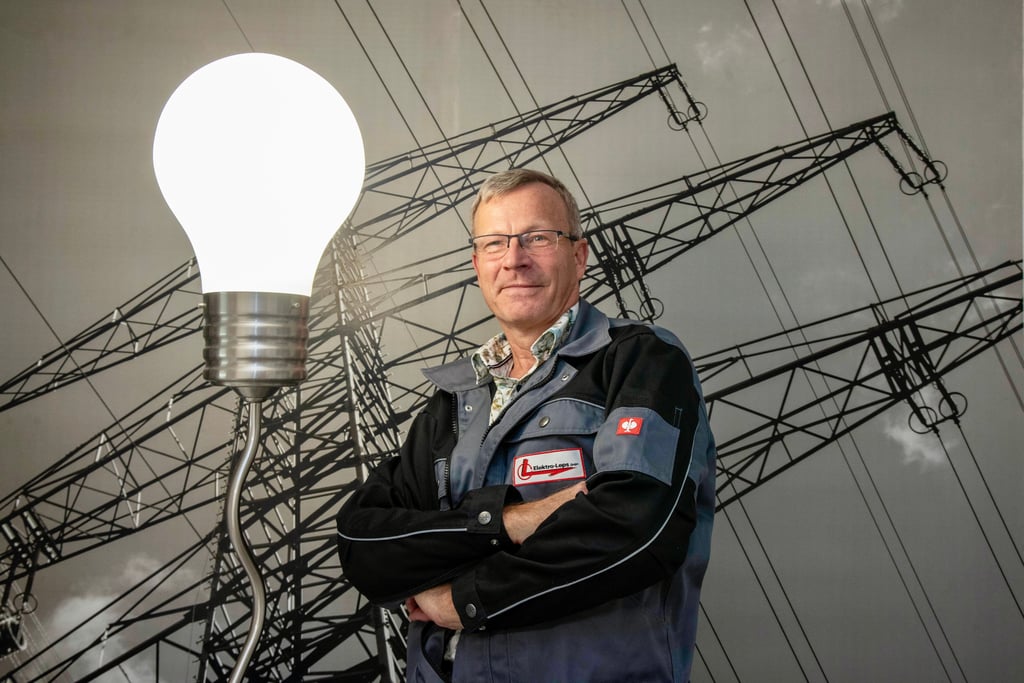 Tobias Büro von der Firma Elektro-Leps erhielt beim Brunnenfest die Auszeichnung als Handwerksunternehmen des Jahres.