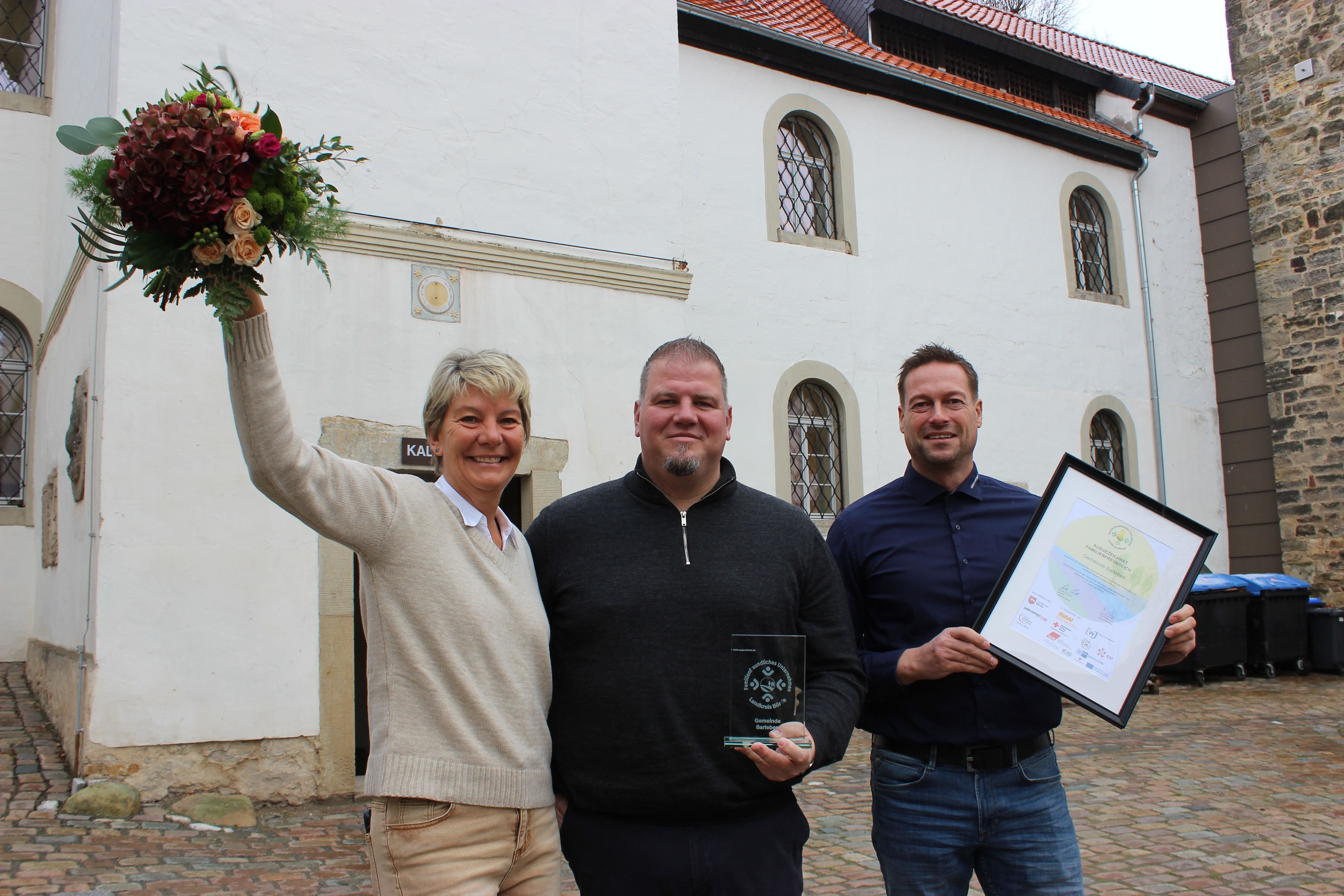 Gemeinde Barleben und HORIBA FuelCon ausgezeichnet: „Familienfreundliches Unternehmen“: Zwei Betriebe überzeugen Jury