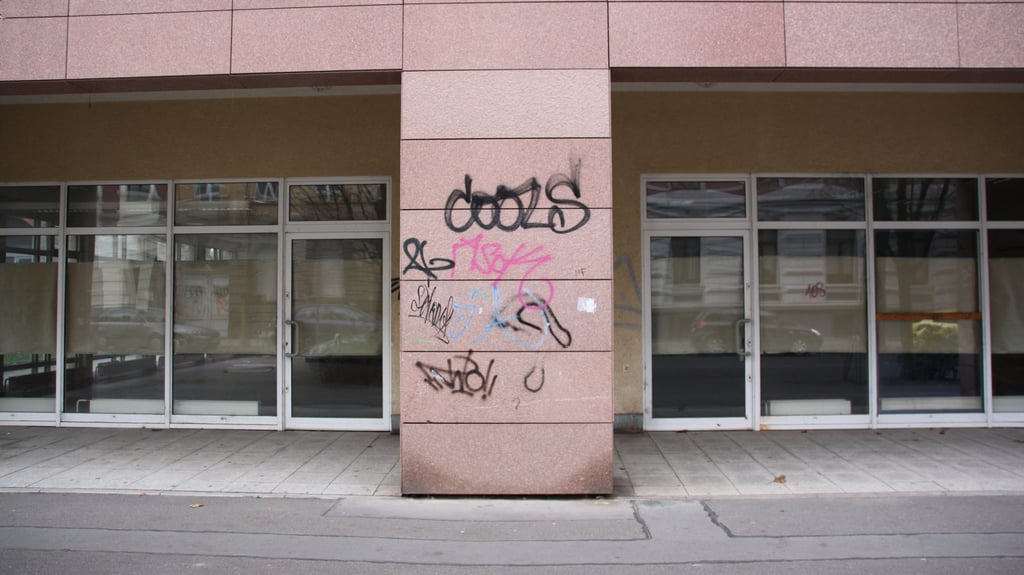 Eine neue Initiative in Magdeburg nimmt leere Läden und Gebäude in der Stadt in den Fokus.